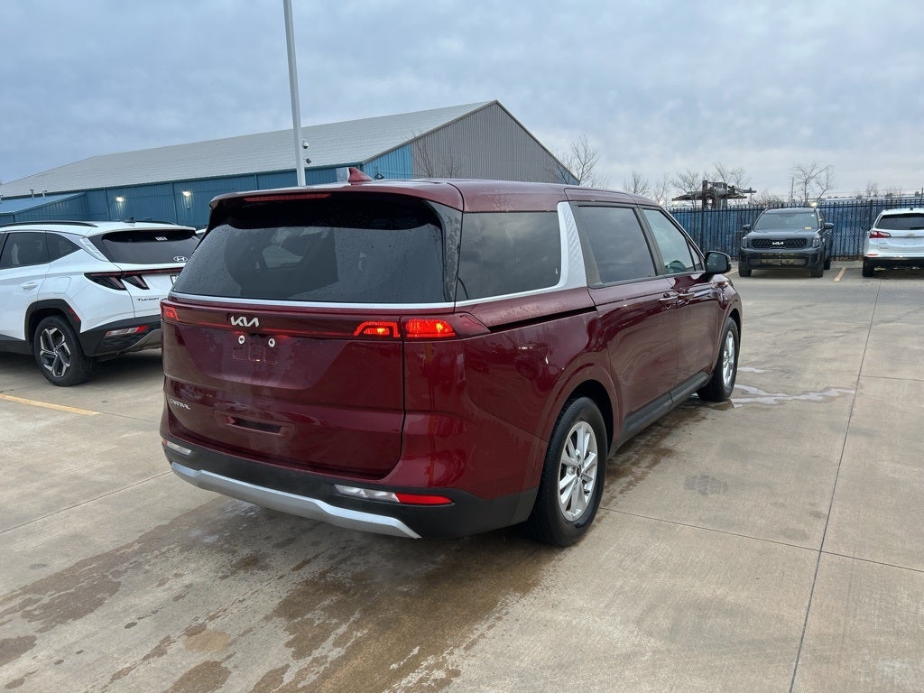 2024 Kia Carnival LX