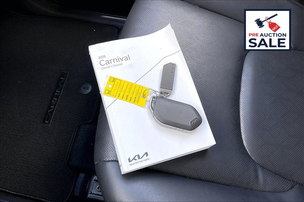 2025 Kia Carnival LXS