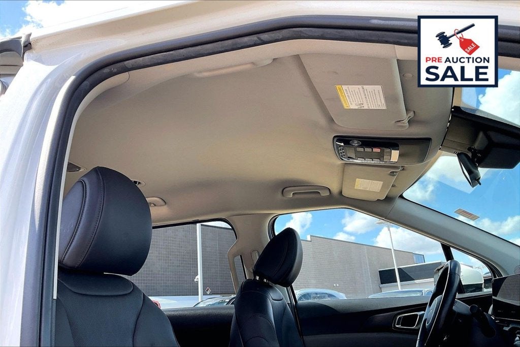 2025 Kia Carnival LXS