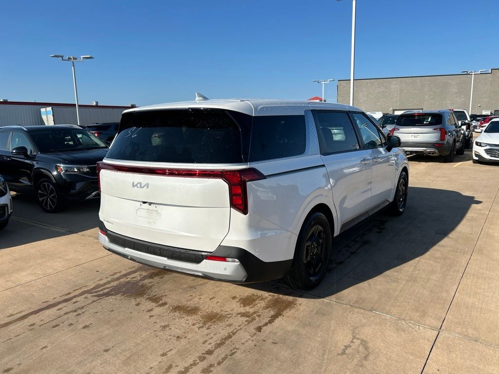 2025 Kia Carnival LXS