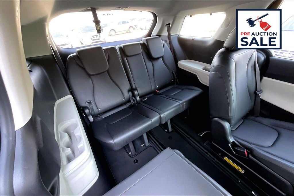 2024 Kia Carnival EX