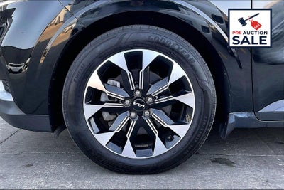 2024 Kia Carnival EX