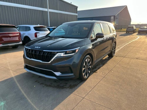 2023 Kia Carnival EX
