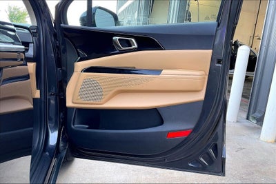 2023 Kia Carnival EX