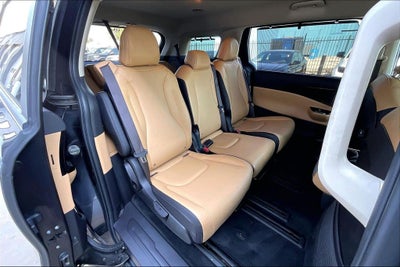 2023 Kia Carnival EX