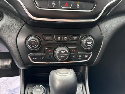 2021 Jeep Cherokee Latitude Lux 4X4