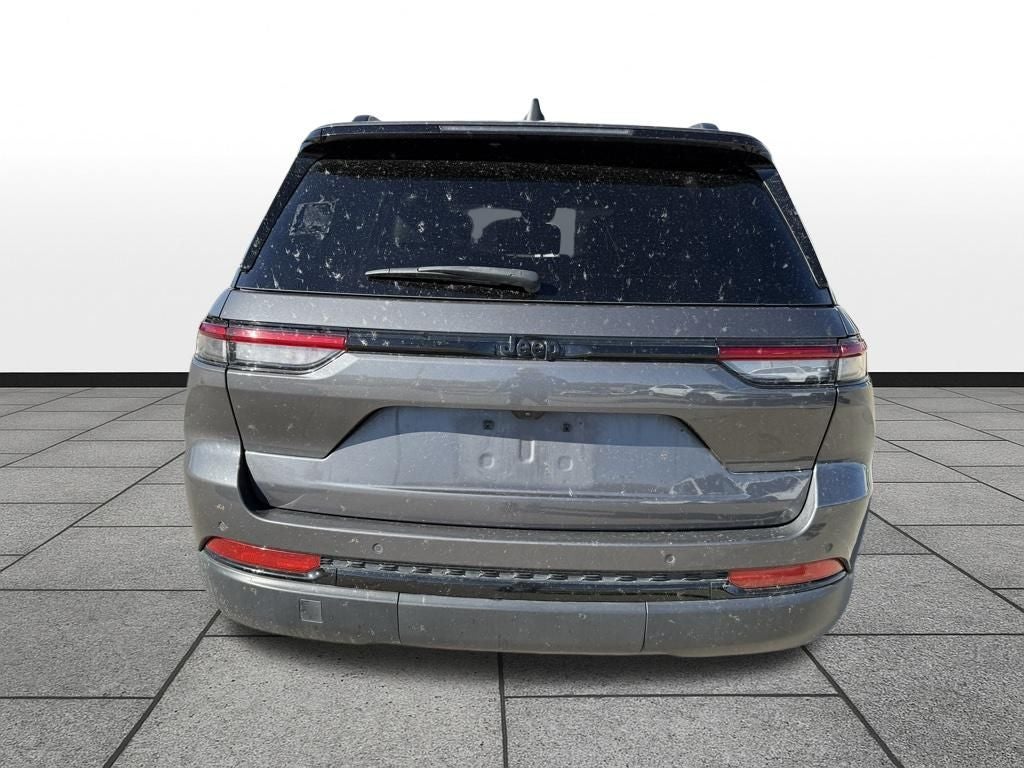 2024 Jeep Grand Cherokee Altitude 4x2