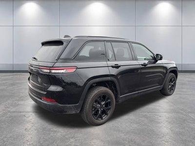 2025 Jeep Grand Cherokee Altitude 4x4