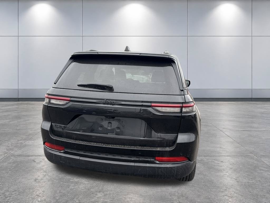 2025 Jeep Grand Cherokee Altitude 4x4