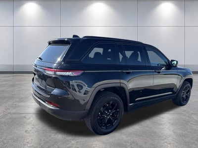 2025 Jeep Grand Cherokee Altitude 4x4