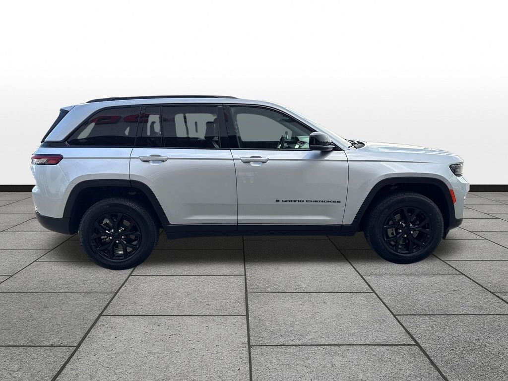 2025 Jeep Grand Cherokee Altitude X 4x4
