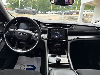 2024 Jeep Grand Cherokee Laredo