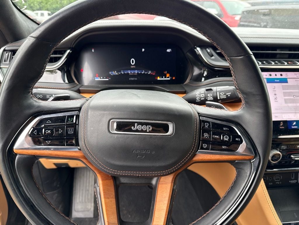 2022 Jeep Grand Cherokee Summit
