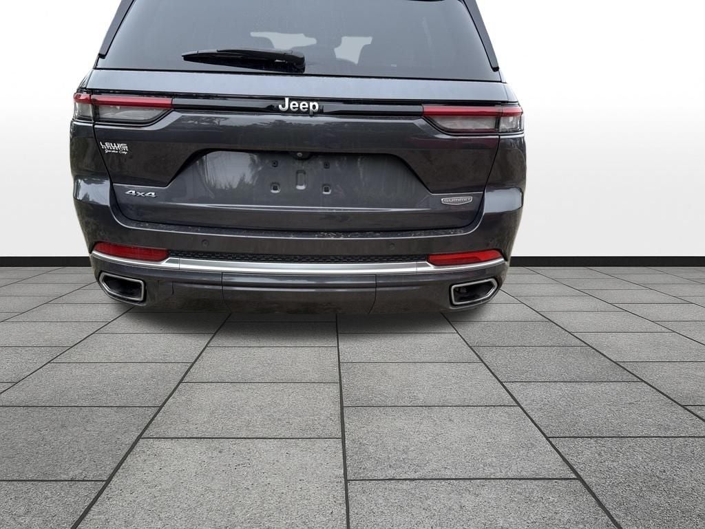 2022 Jeep Grand Cherokee Summit