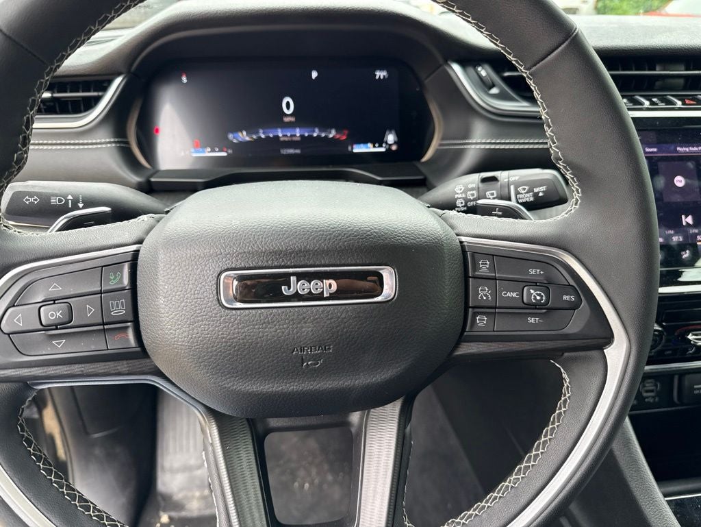 2025 Jeep Grand Cherokee L Laredo