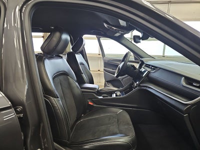 2024 Jeep Grand Cherokee L Altitude 4x4