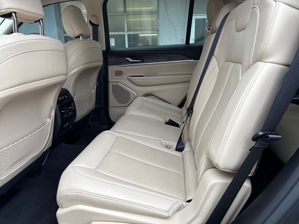 2022 Jeep Grand Cherokee L Limited 4x4