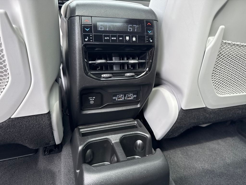 2022 Jeep Grand Cherokee L Overland