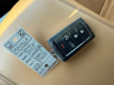 2023 Jeep Grand Cherokee L Summit 4x4