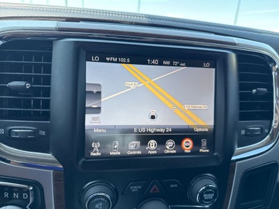 2017 RAM 1500 Laramie Crew Cab 4x4 5'7' Box
