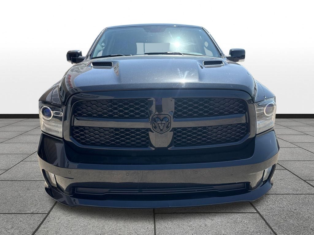 2017 RAM 1500 Night Crew Cab 4x4 6'4' Box
