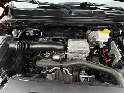 2020 RAM 1500 Big Horn Crew Cab 4x4 5'7' Box