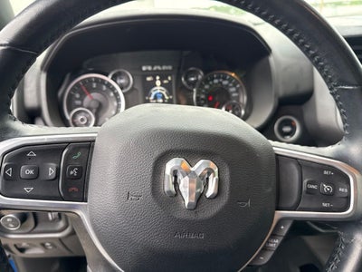 2022 RAM 1500 Big Horn Crew Cab 4x4 5'7' Box