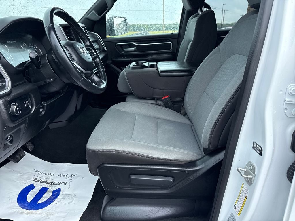 2023 RAM 1500 Big Horn Crew Cab 4x4 5'7' Box