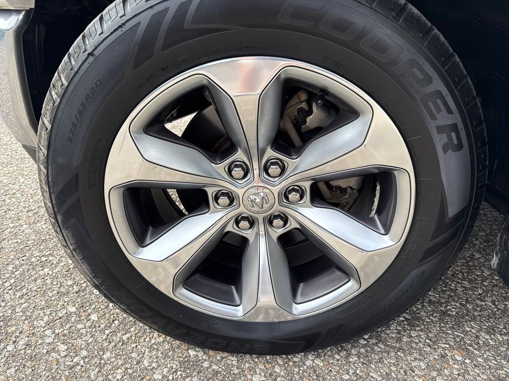 2021 RAM 1500 Limited Crew Cab 4x4 5'7' Box