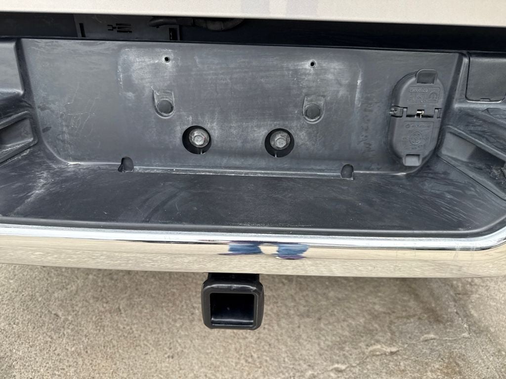 2022 RAM 1500 Laramie Crew Cab 4x4 5'7' Box