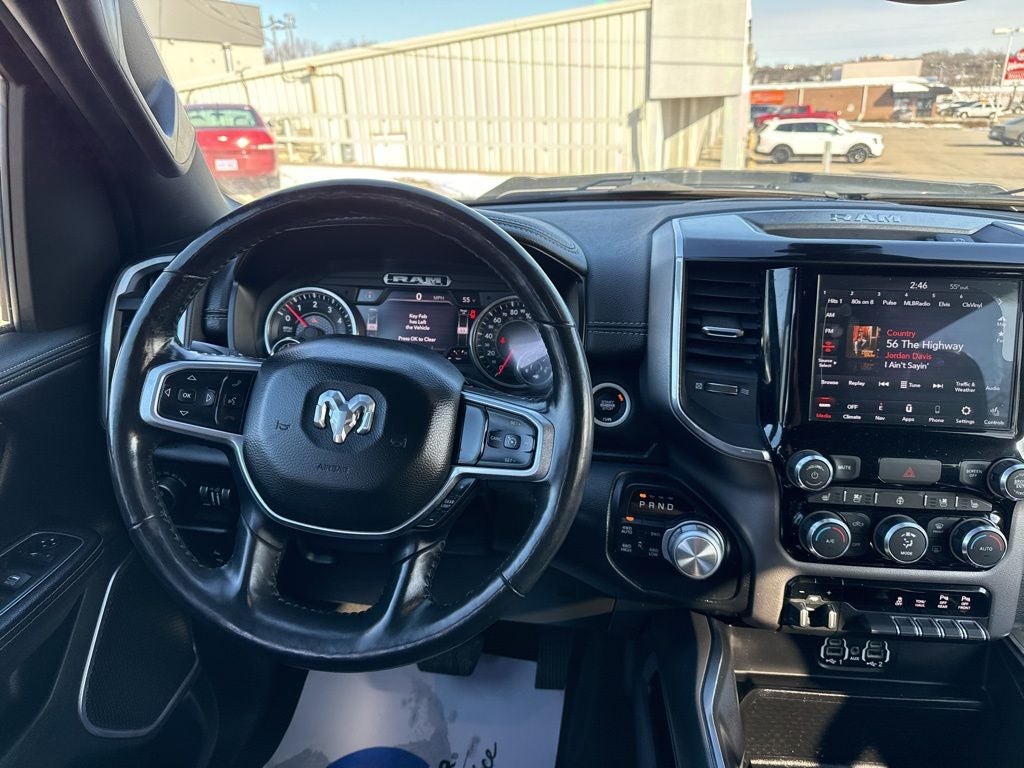 2020 RAM 1500 Laramie Crew Cab 4x4 5'7' Box