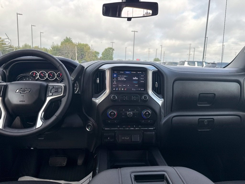 2022 Chevrolet Silverado 1500 LTD 4WD Crew Cab Short Bed LT Trail Boss