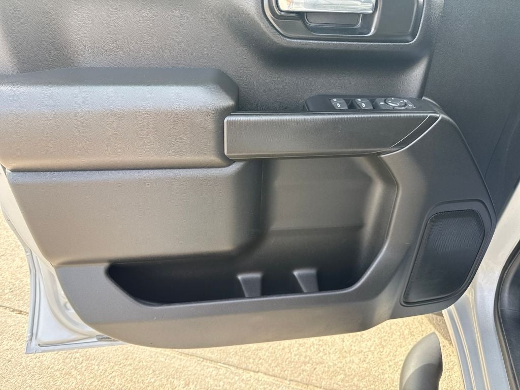 2022 Chevrolet Silverado 1500 LTD 4WD Double Cab Standard Bed Custom