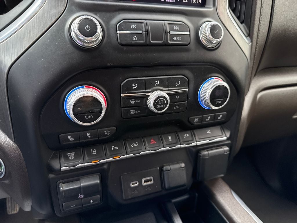 2023 GMC Sierra 3500HD 4WD Crew Cab Long Bed Denali