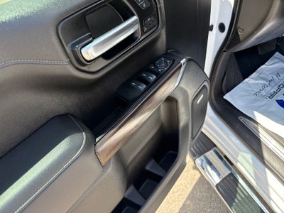 2021 GMC Sierra 1500 4WD Crew Cab Short Box SLT