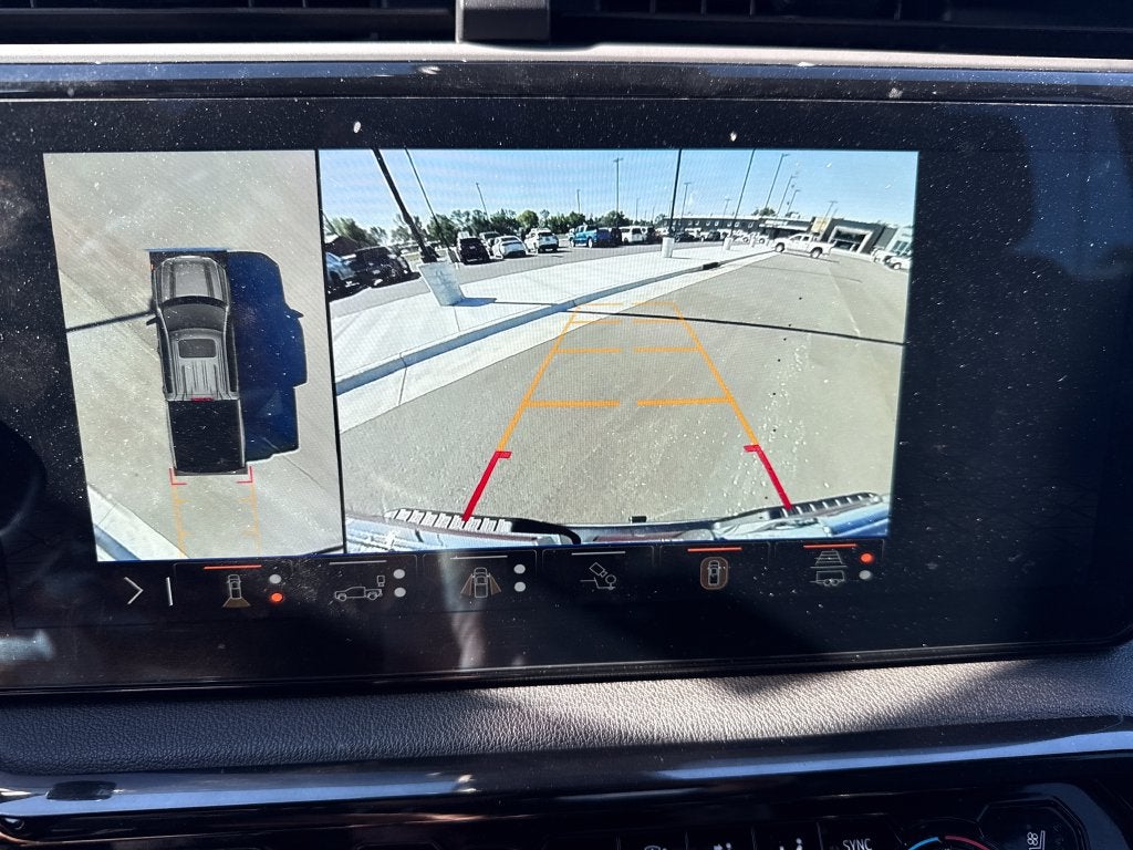2025 GMC Sierra 1500 4WD Crew Cab Short Box AT4