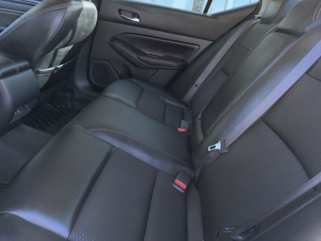 2021 Nissan Altima 2.0 SR