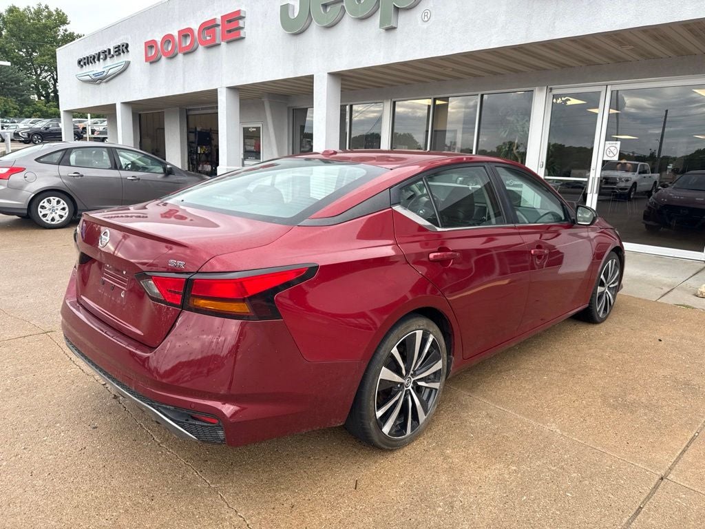 2021 Nissan Altima SR FWD