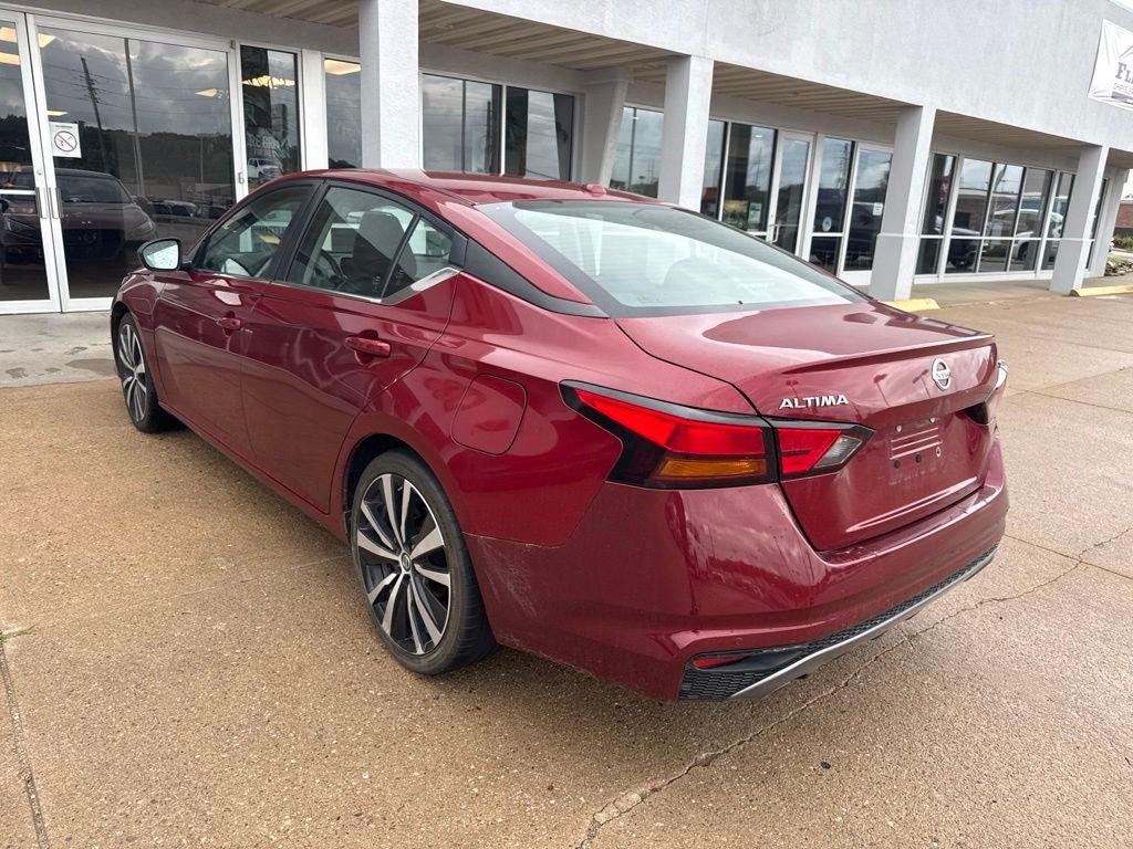2021 Nissan Altima SR FWD