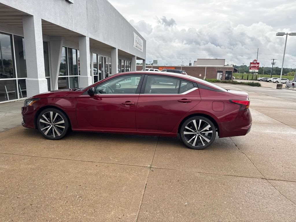 2021 Nissan Altima SR FWD