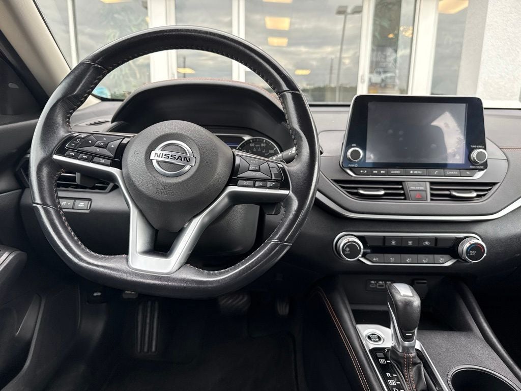 2021 Nissan Altima SR FWD