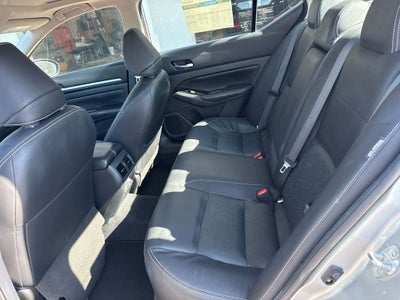 2023 Nissan Altima SL FWD