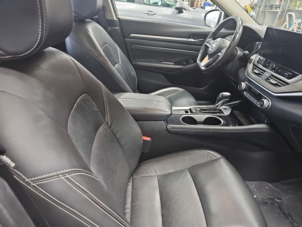 2023 Nissan Altima SL FWD