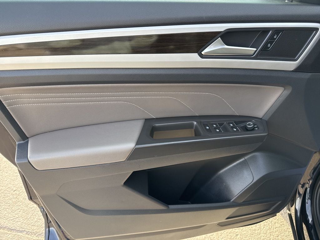 2023 Volkswagen Atlas 2.0T SE