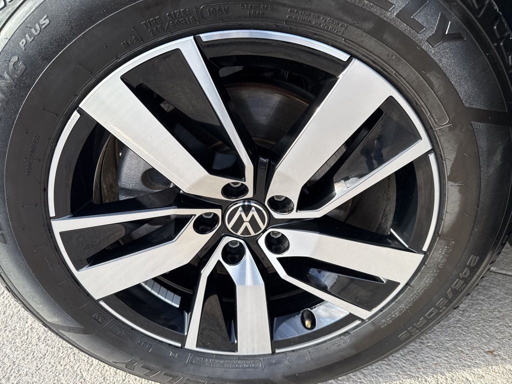 2023 Volkswagen Atlas 2.0T SE