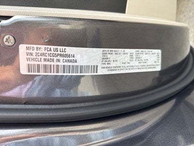 2023 Chrysler Voyager LX