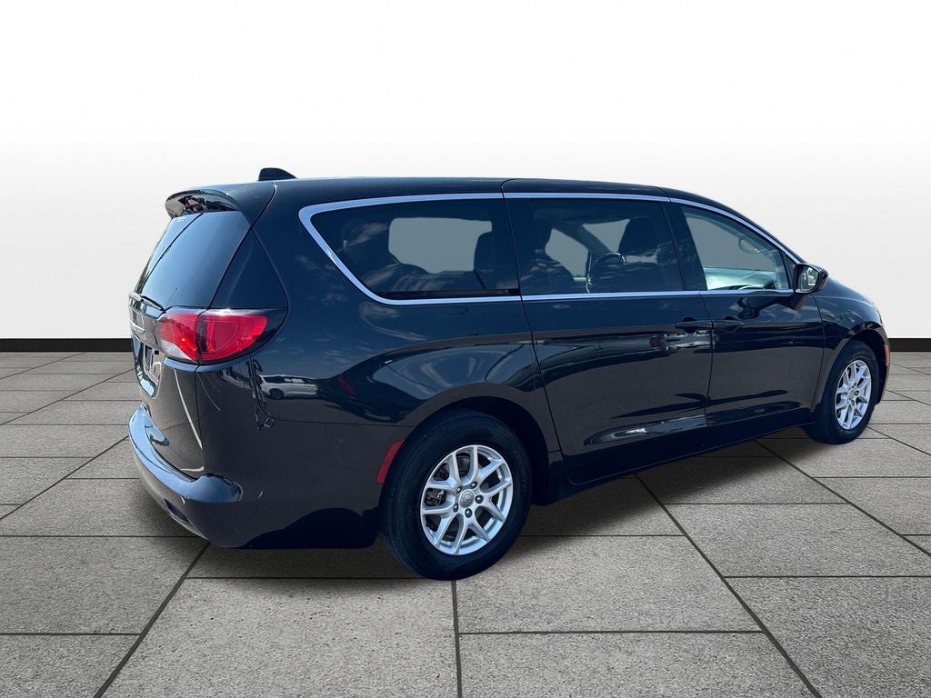 2017 Chrysler Pacifica Touring