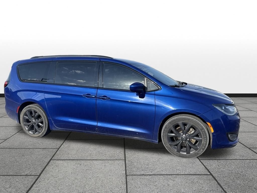 2020 Chrysler Pacifica Touring L Plus