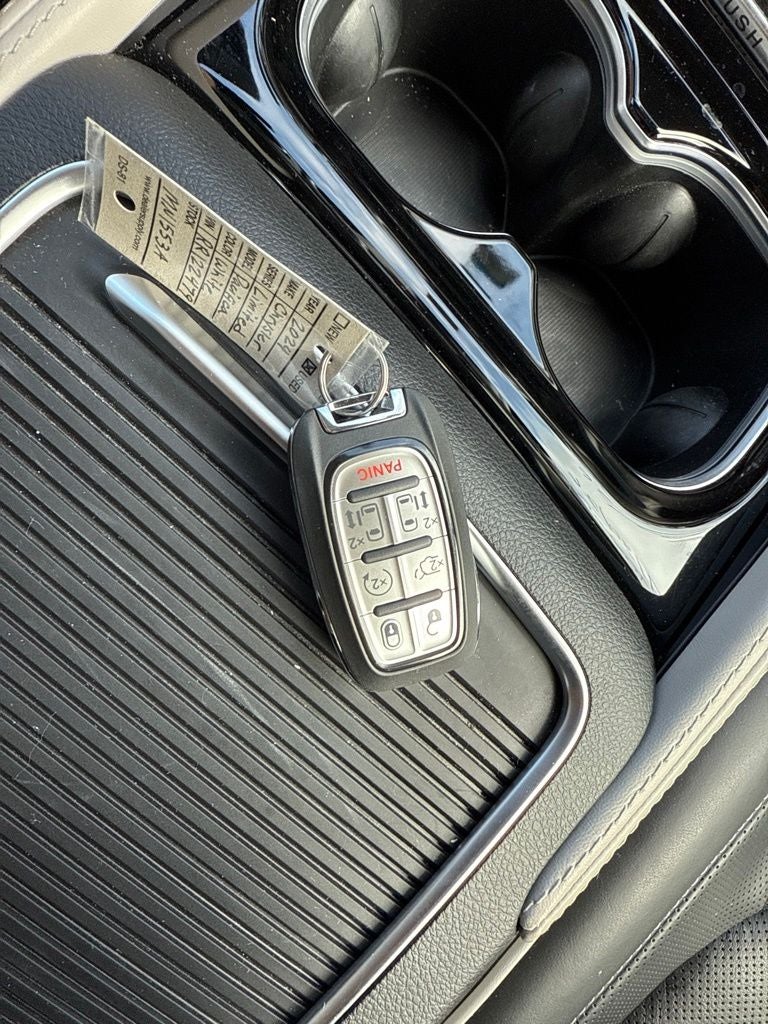 2024 Chrysler Pacifica Limited AWD