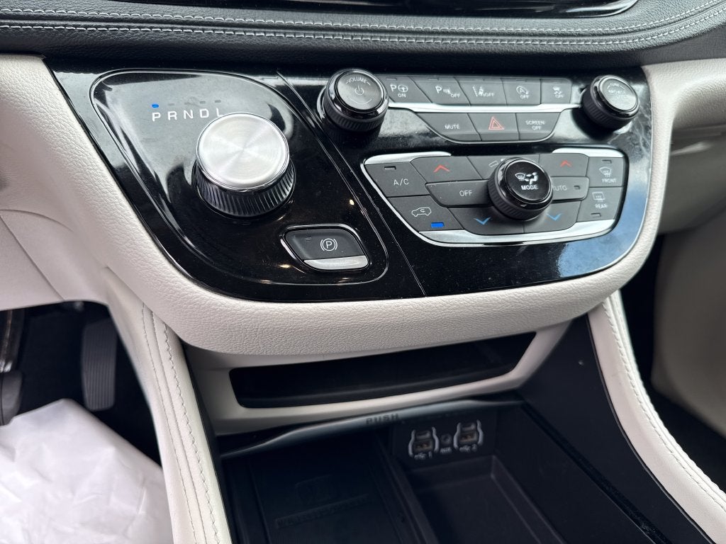 2024 Chrysler Pacifica Limited